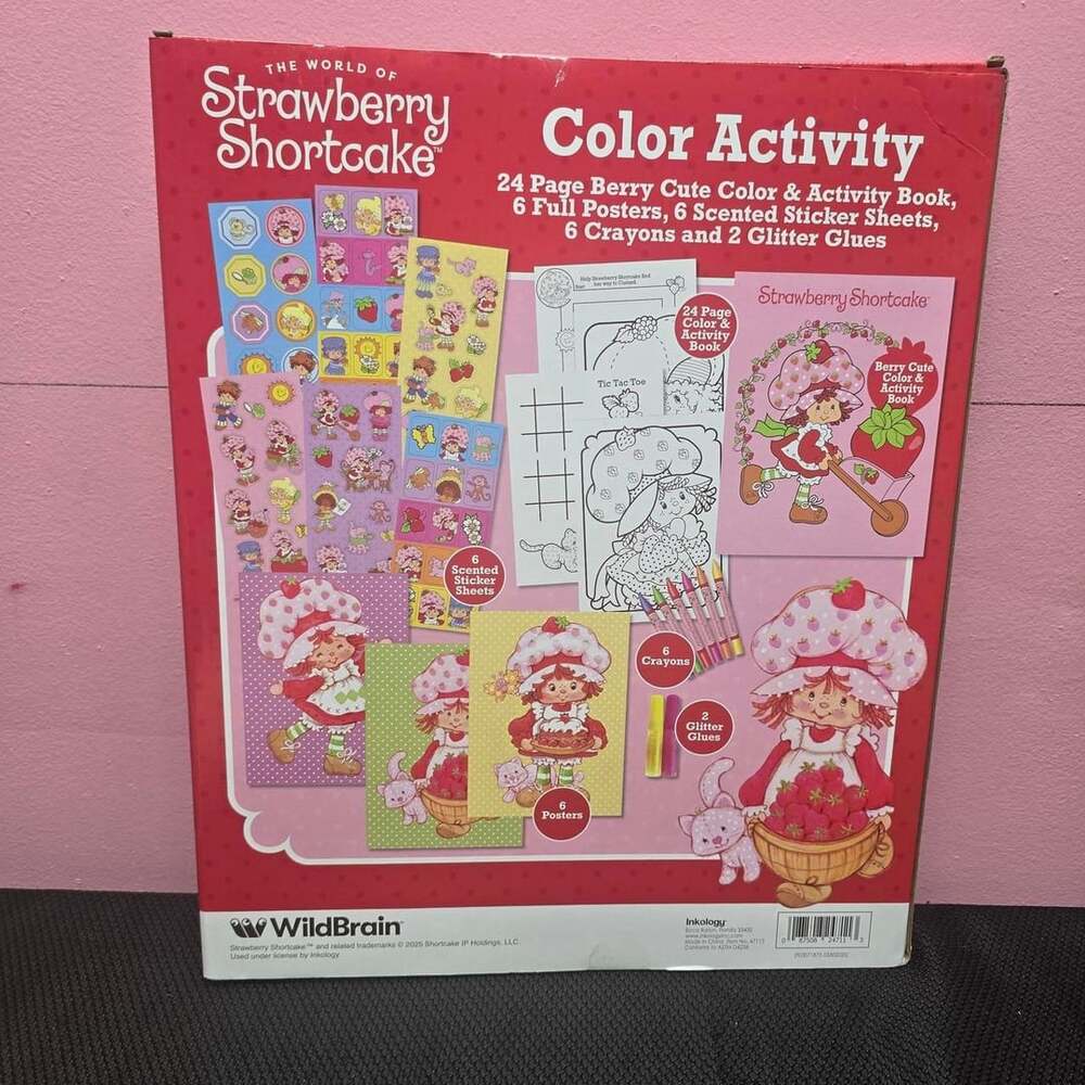 Strawberry Shortcake Color Activity Set - Picture 3 of 3